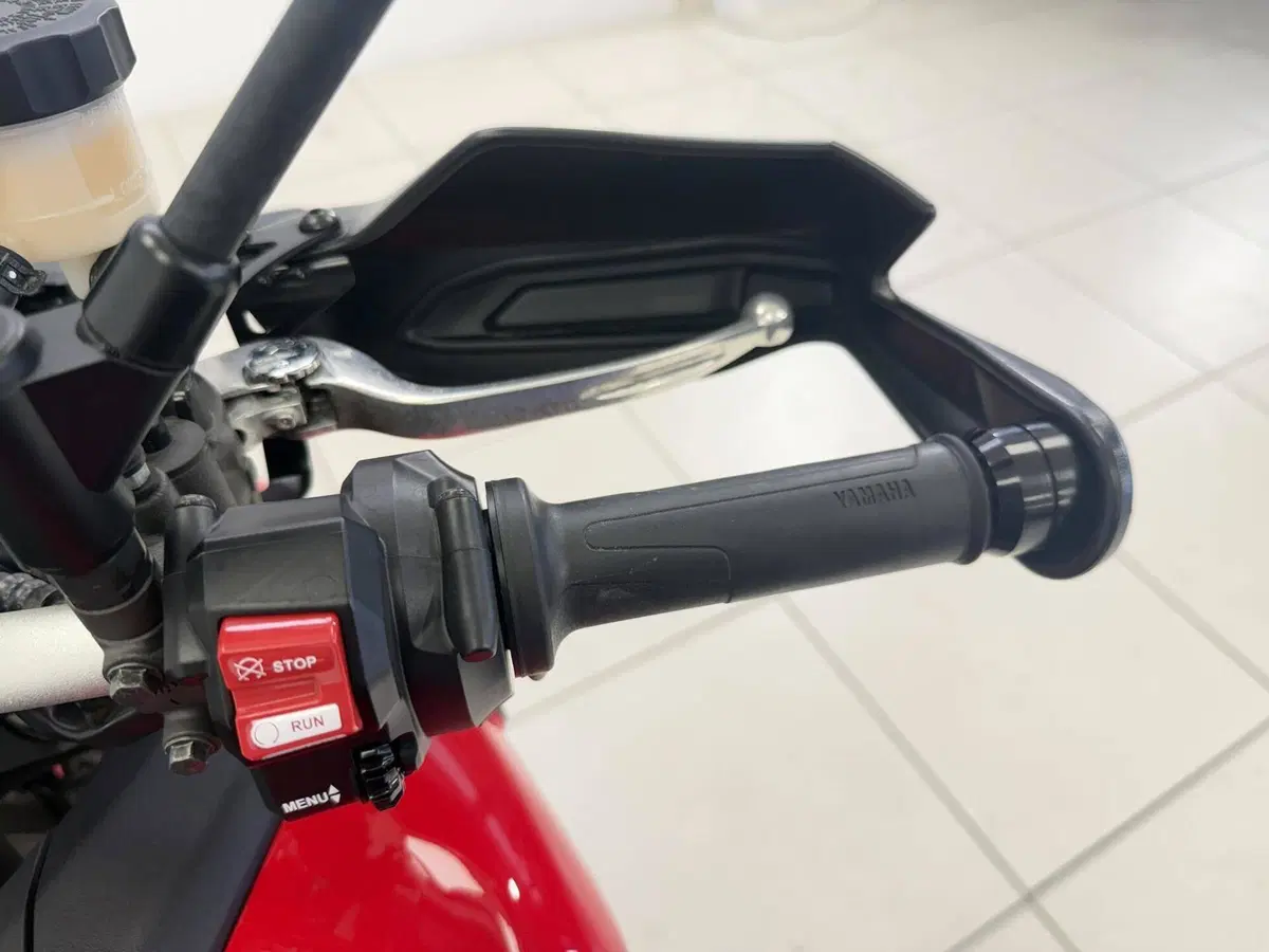 Yamaha Tracer 9 (2021 - 24) (11)