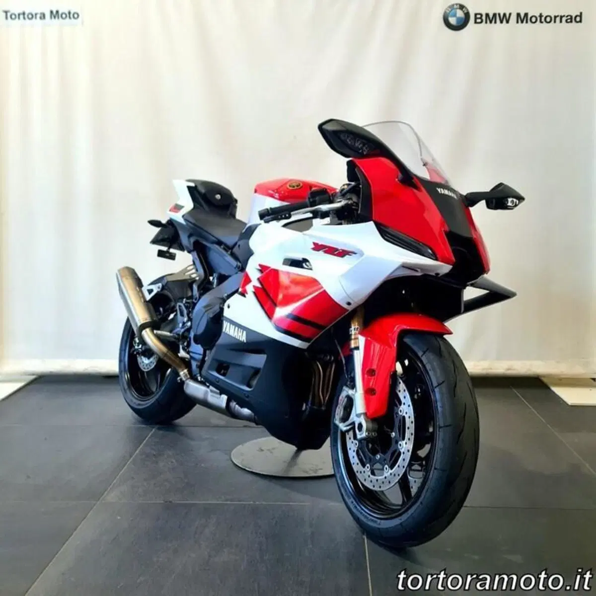 Yamaha YZF R9 70th (2026) (5)