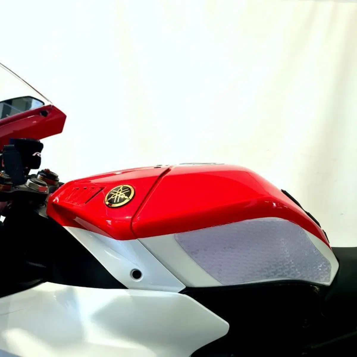 Yamaha YZF R9 70th (2026) (11)
