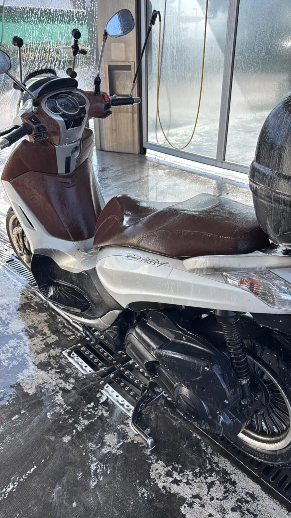 Piaggio Beverly 300 i.e. ABS-ASR (2016 - 20) (3)