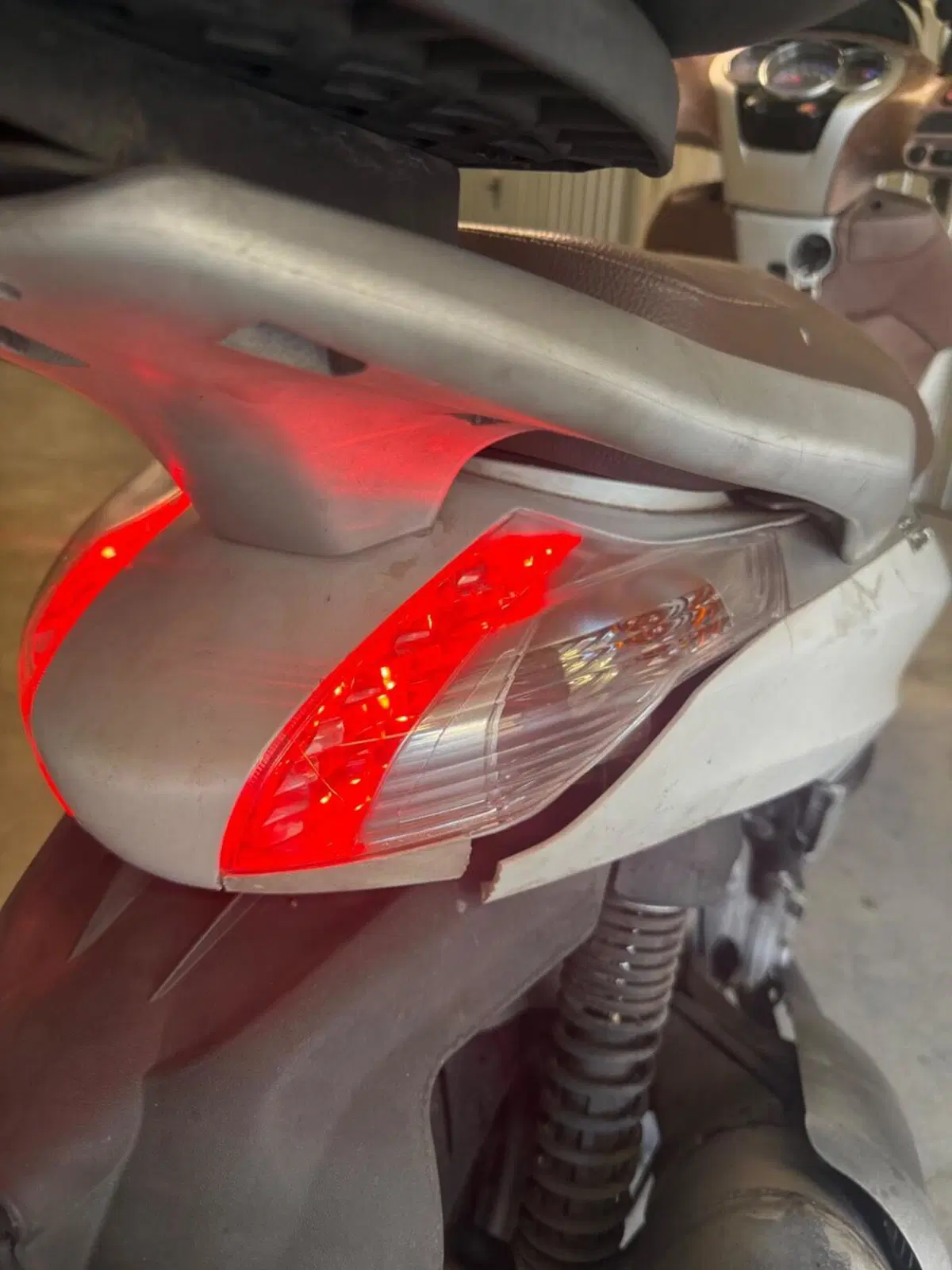 Piaggio Beverly 300 i.e. ABS-ASR (2016 - 20) (4)