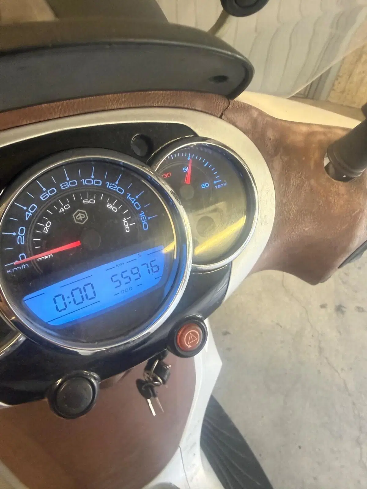 Piaggio Beverly 300 i.e. ABS-ASR (2016 - 20) (5)