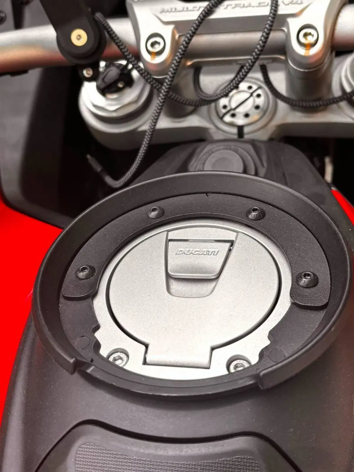 Ducati Multistrada V4 S (2021 - 24) (4)