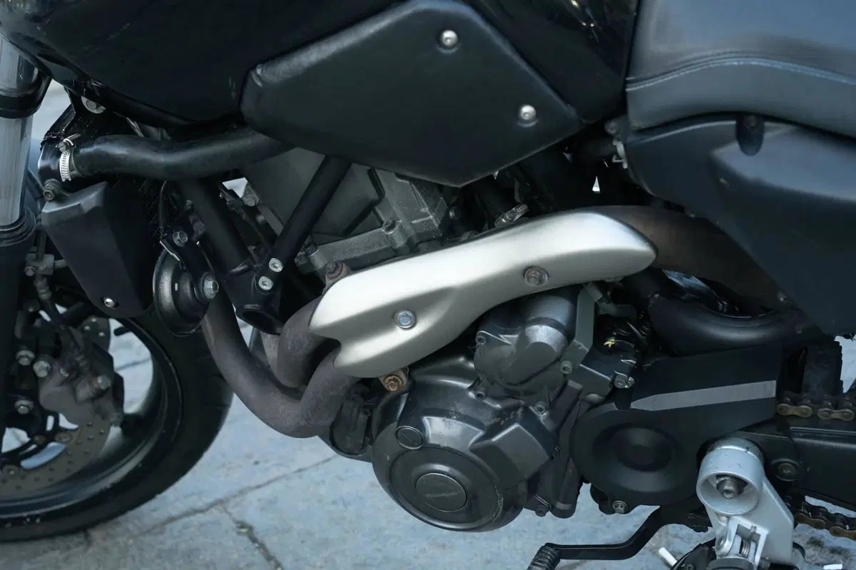 Yamaha MT-03 (2006 - 14) (8)