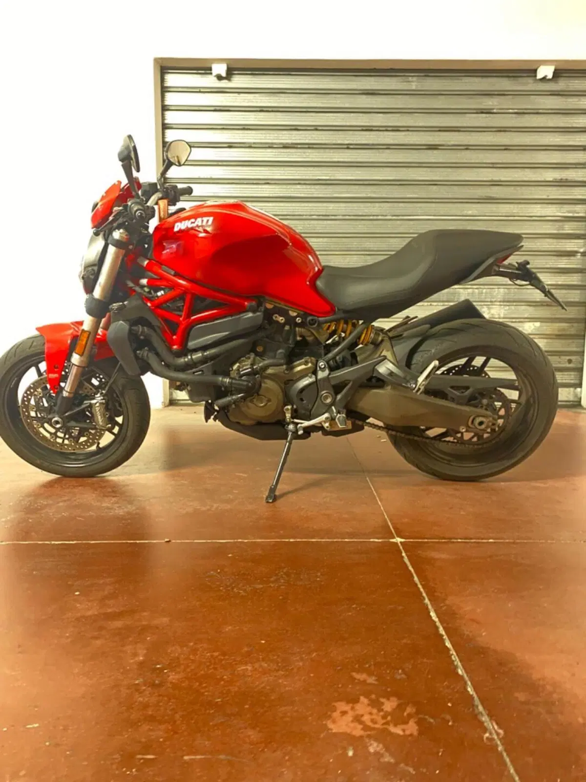 Ducati Monster 821 Stripe ABS (2015 - 17) (2)