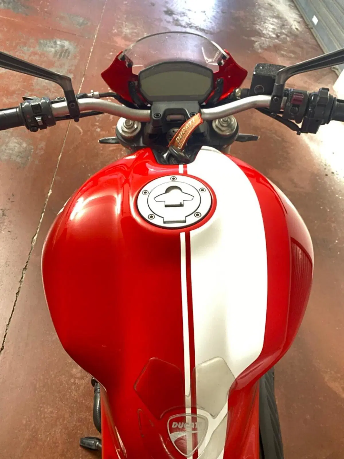 Ducati Monster 821 Stripe ABS (2015 - 17) (6)