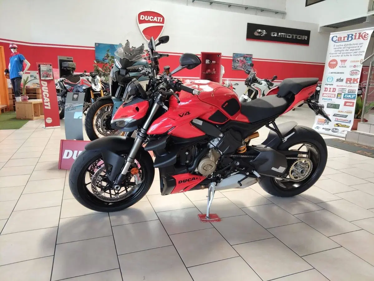 Ducati Streetfighter V4 (2023 - 24) (2)