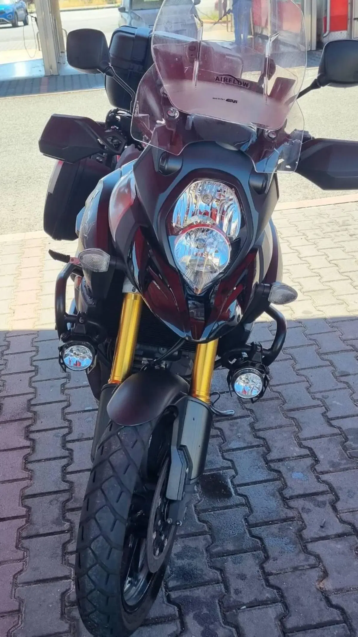 Suzuki V-Strom 1000 ABS No compromise LE (2015 - 17) (2)
