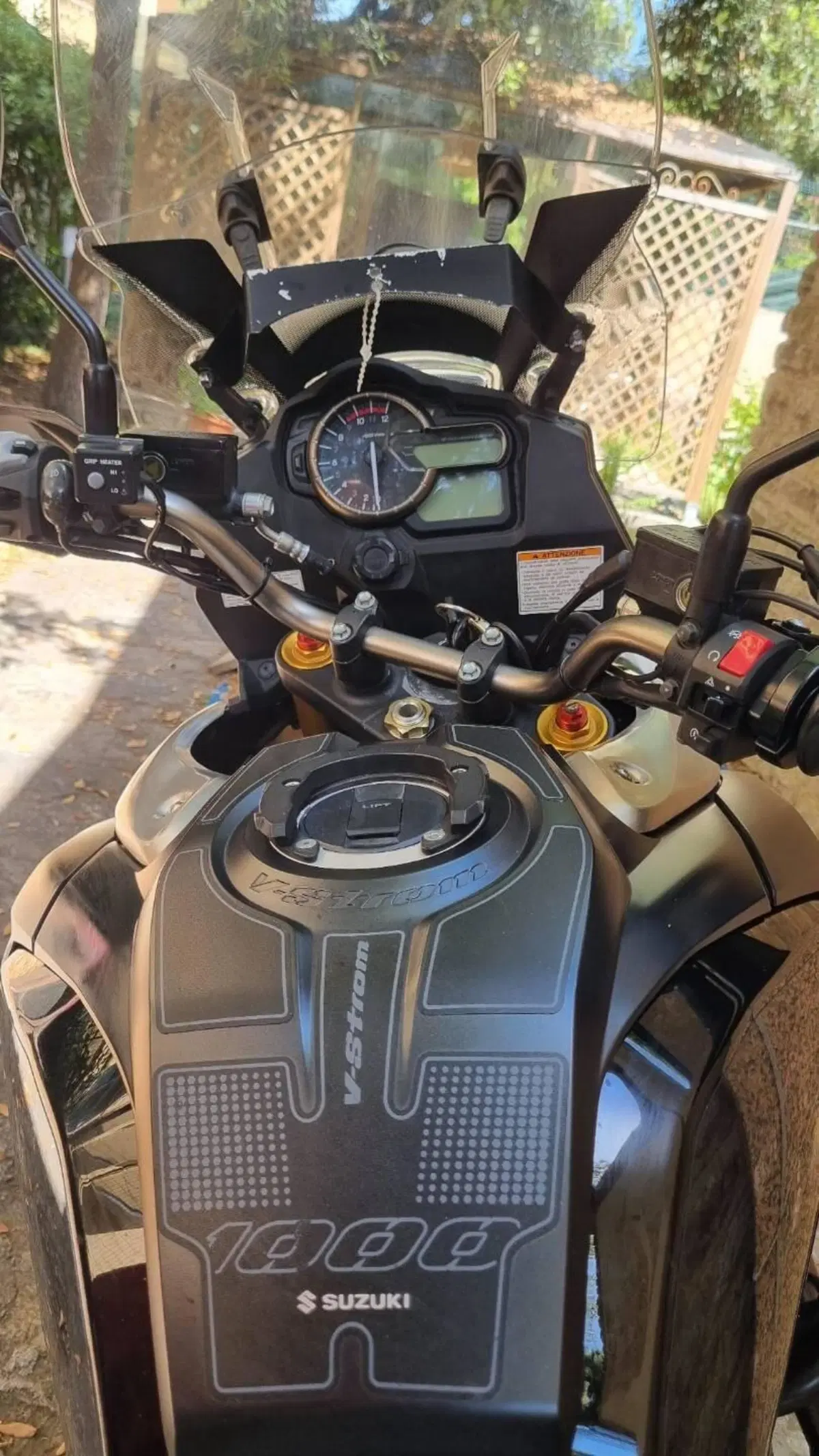 Suzuki V-Strom 1000 ABS No compromise LE (2015 - 17) (7)