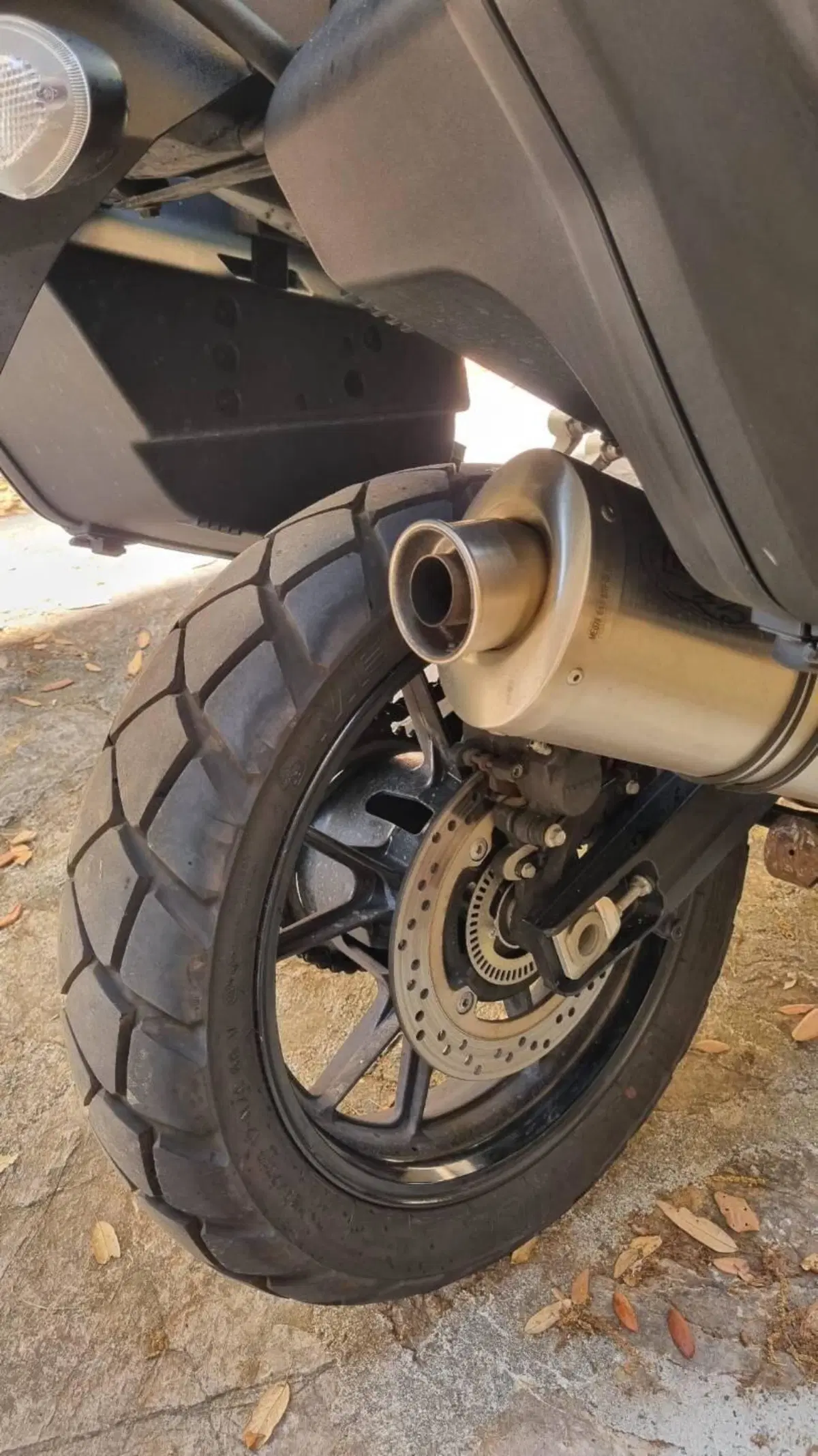 Suzuki V-Strom 1000 ABS No compromise LE (2015 - 17) (8)