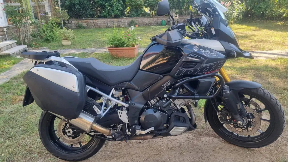 Suzuki V-Strom 1000 ABS No compromise LE (2015 - 17) (11)