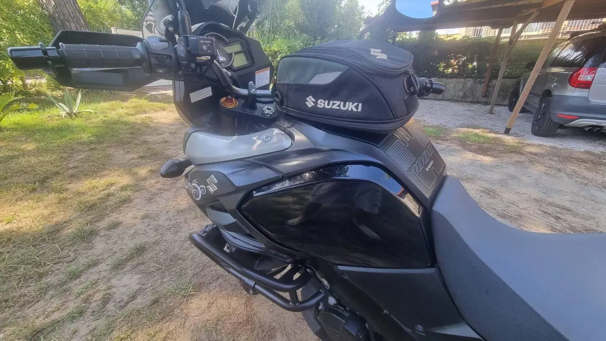 Suzuki V-Strom 1000 ABS No compromise LE (2015 - 17) (14)