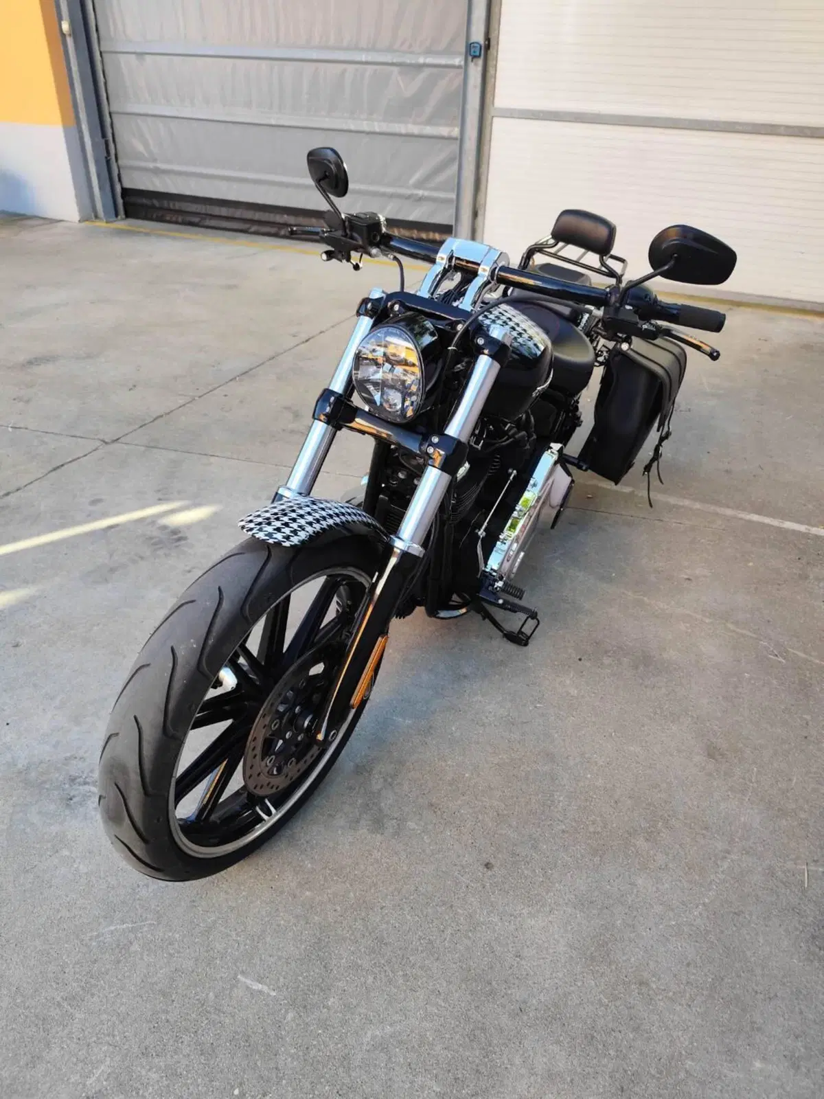 Harley-Davidson 114 Breakout (2018 - 20) - FXBRS (7)