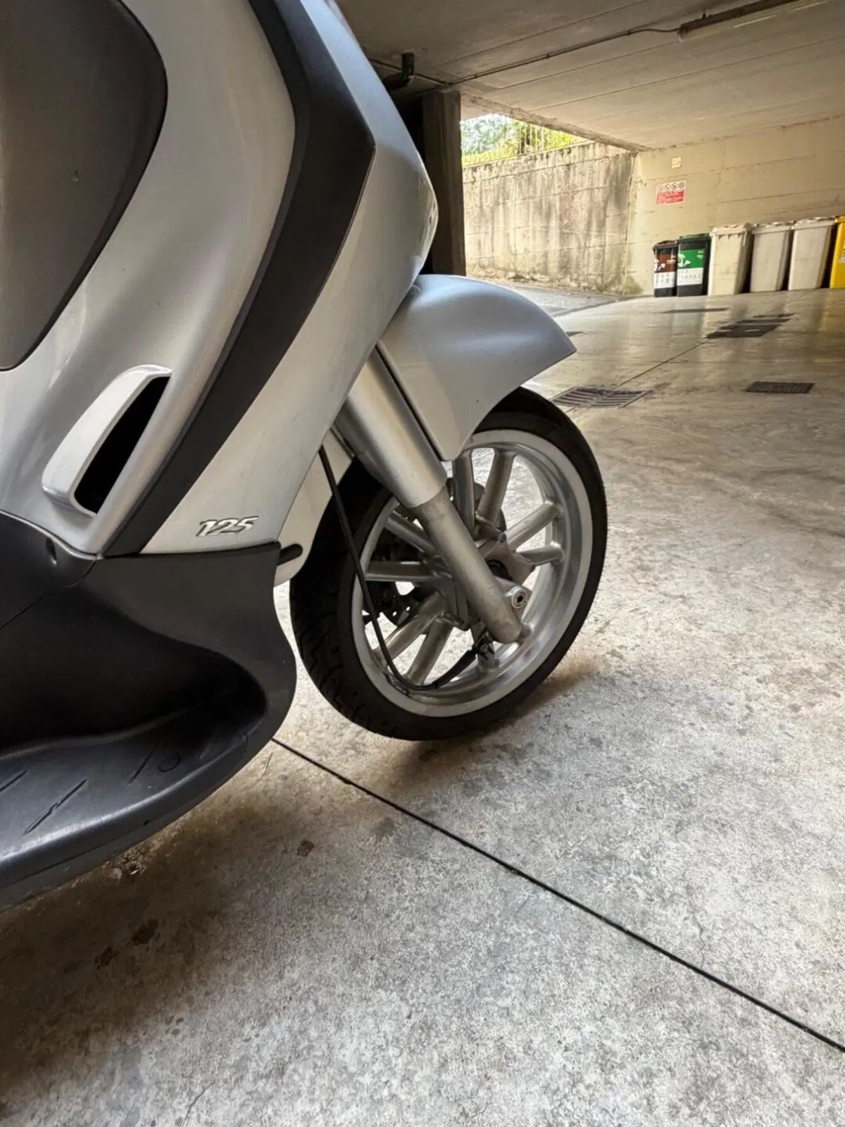 Piaggio Beverly 125 (2002 - 06) (9)