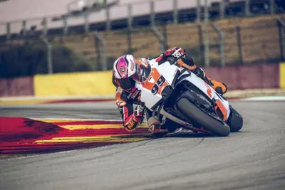 KTM allarga la famiglia RC: arrivano le sorelle minori della 990