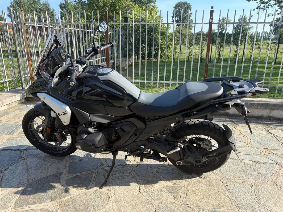 Bmw R 1300 GS Triple Black (2023 - 26) (3)