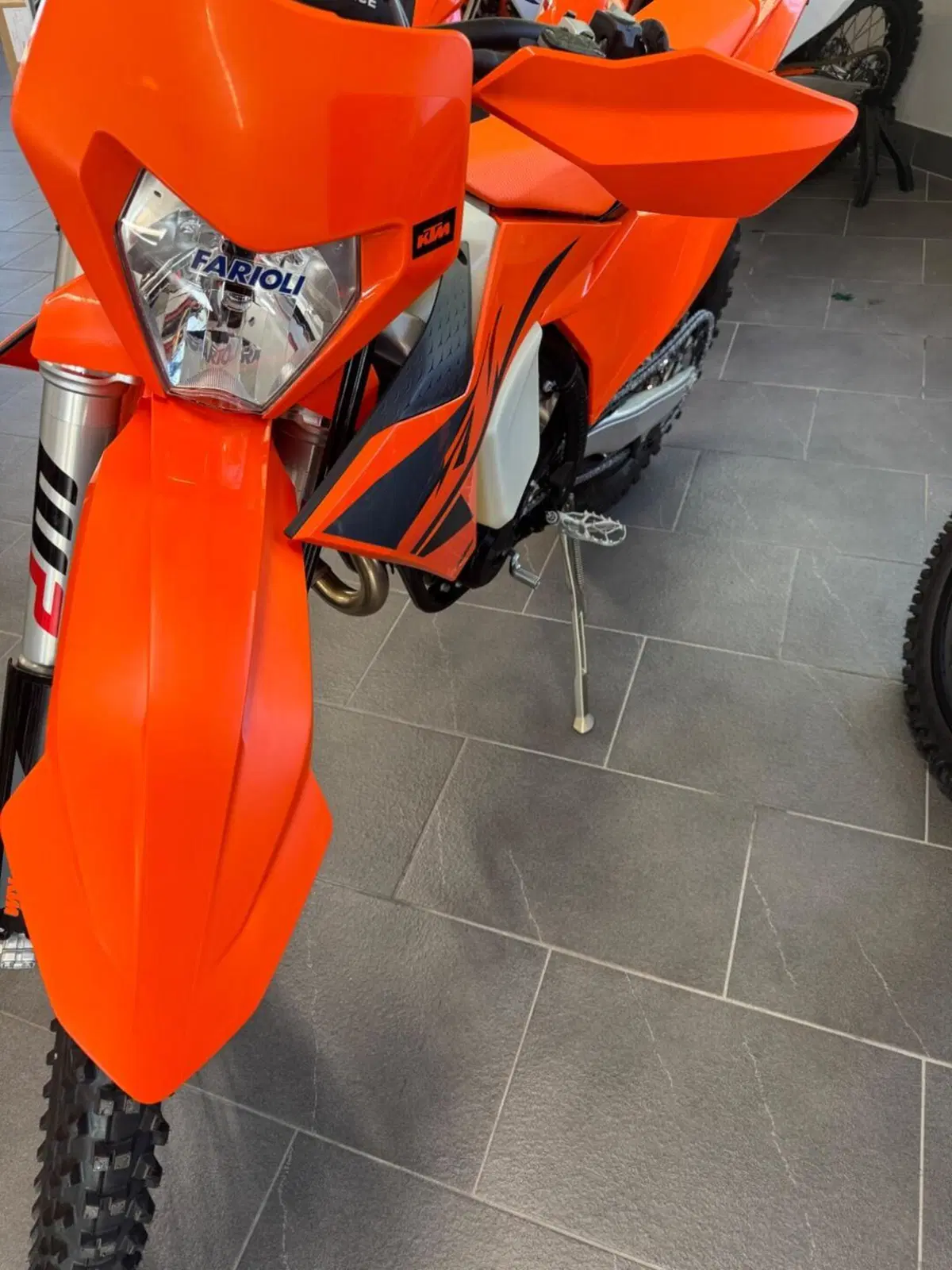 KTM 250 EXC-F (2025) (2)