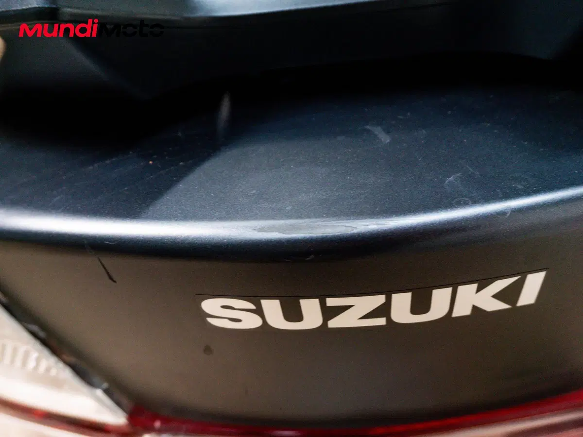 Suzuki Burgman AN 400 ABS (2010 - 13) (18)