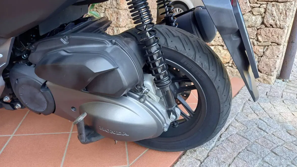 Honda Forza 300 Deluxe ABS (2018 - 20) (4)