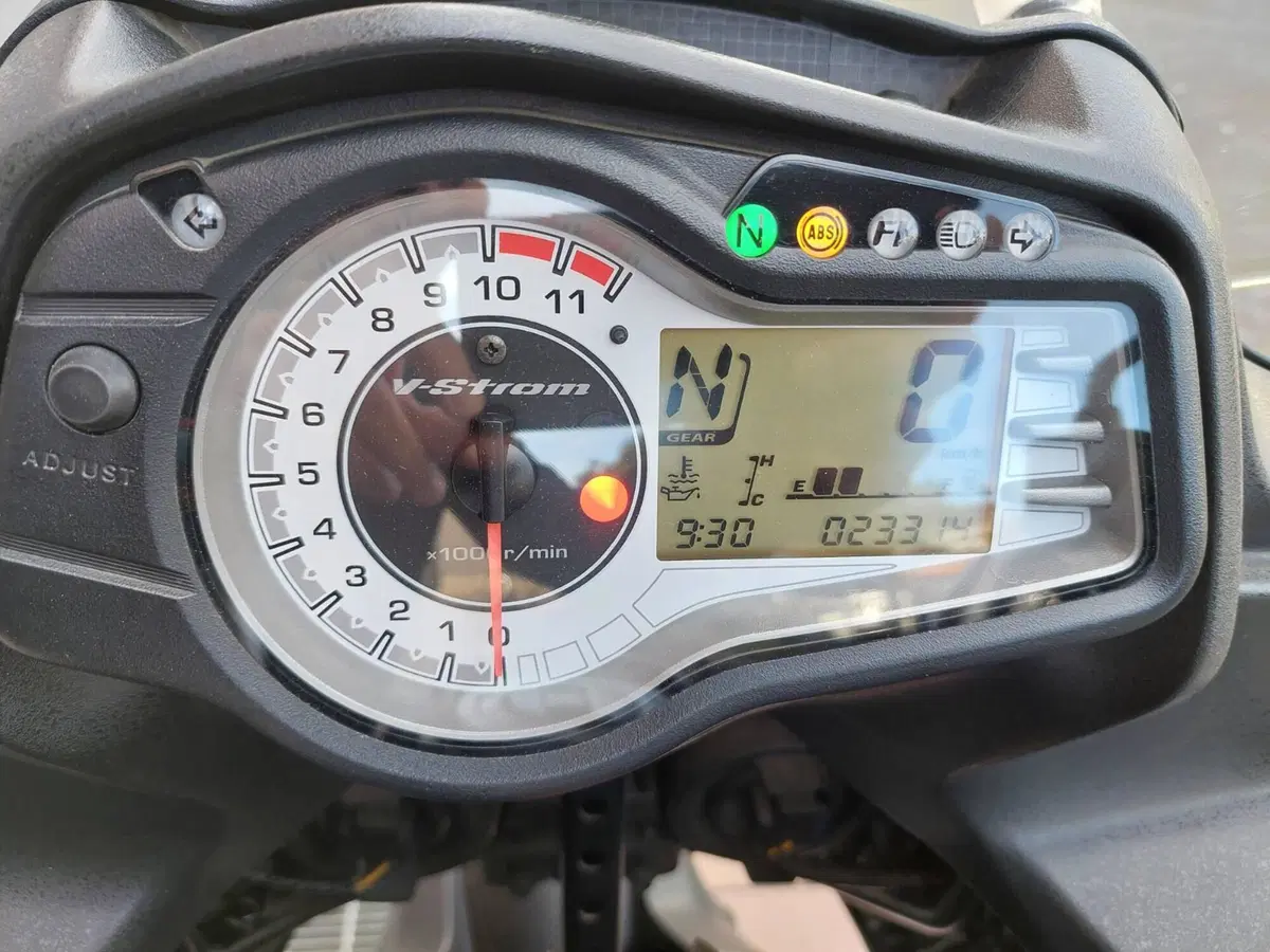 Suzuki V-Strom 650XT ABS (2015 - 17) (3)