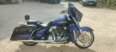 Harley-Davidson 114 Street Glide (2017) usata
