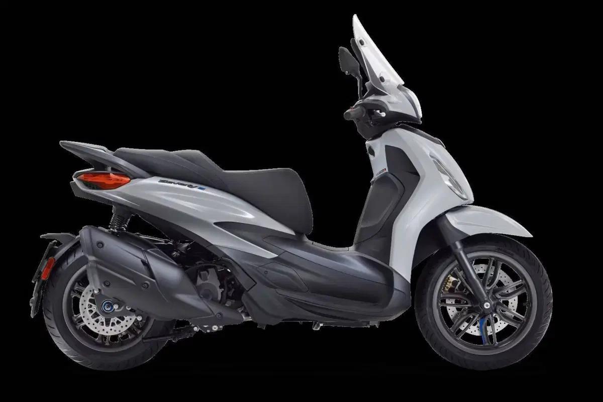 Piaggio Beverly 400 S (2025 - 26) (2)