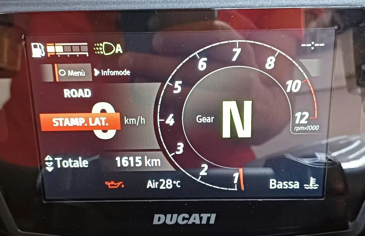 Ducati Panigale V2 FB63 (2026) (3)