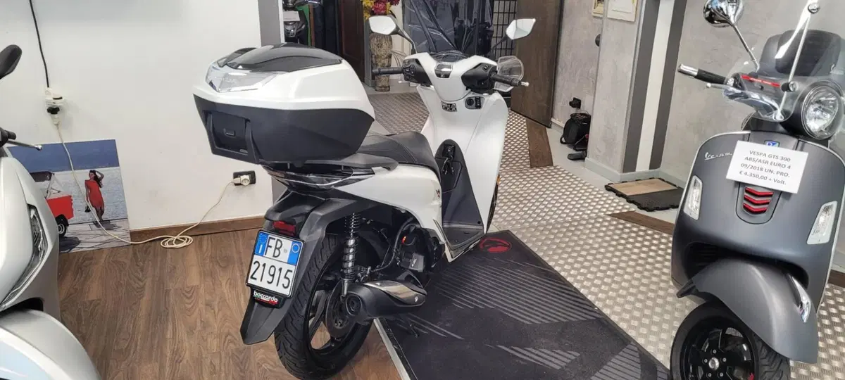 Honda SH 150i (2020 - 23) (4)