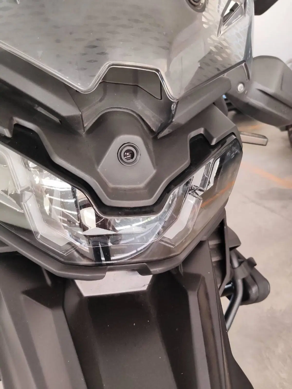 Voge Valico 900DSX (2024 - 26) (3)