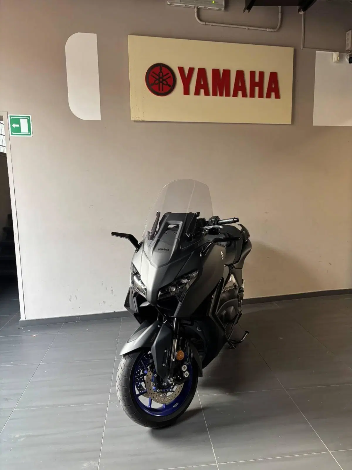 Yamaha T-Max 560 (2025 - 26) (2)