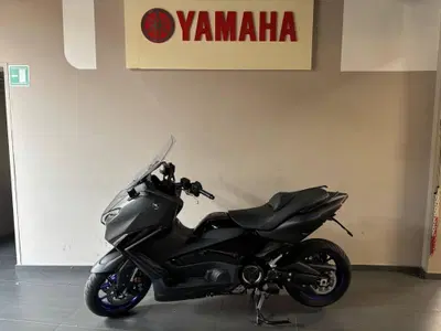 Yamaha T-Max 560 (2025 - 26) usata