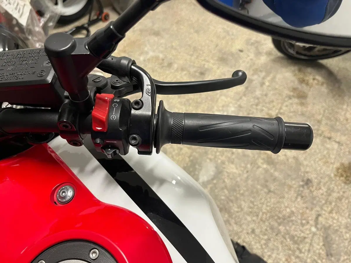 Yamaha XSR 900 ABS (2016 - 20) (10)