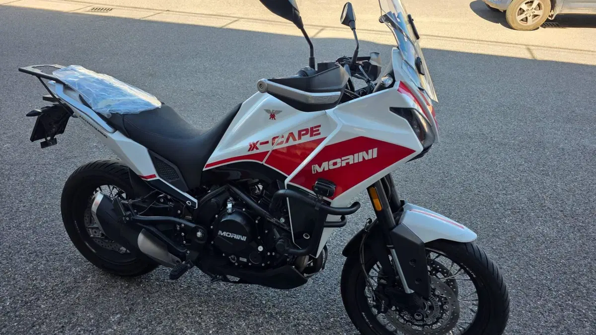 Moto Morini X-Cape 650 (2021 - 26) (3)