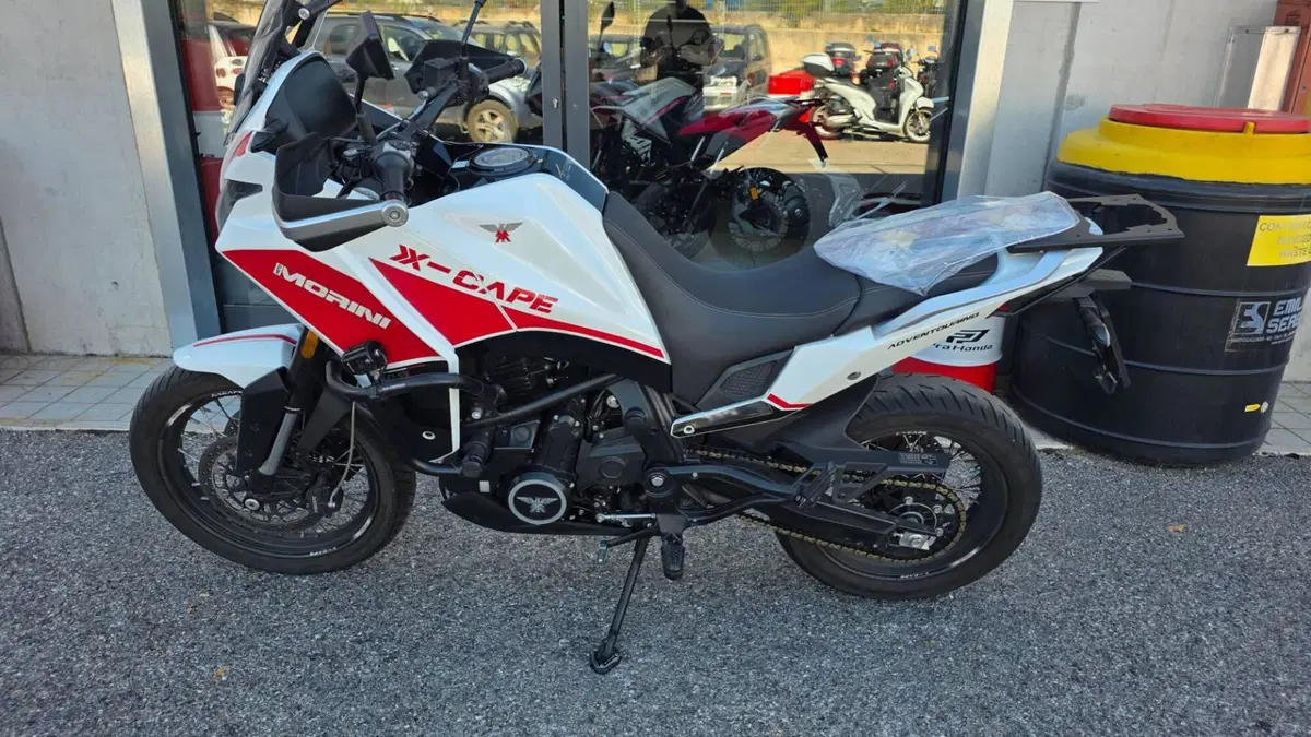 Moto Morini X-Cape 650 (2021 - 26) (4)