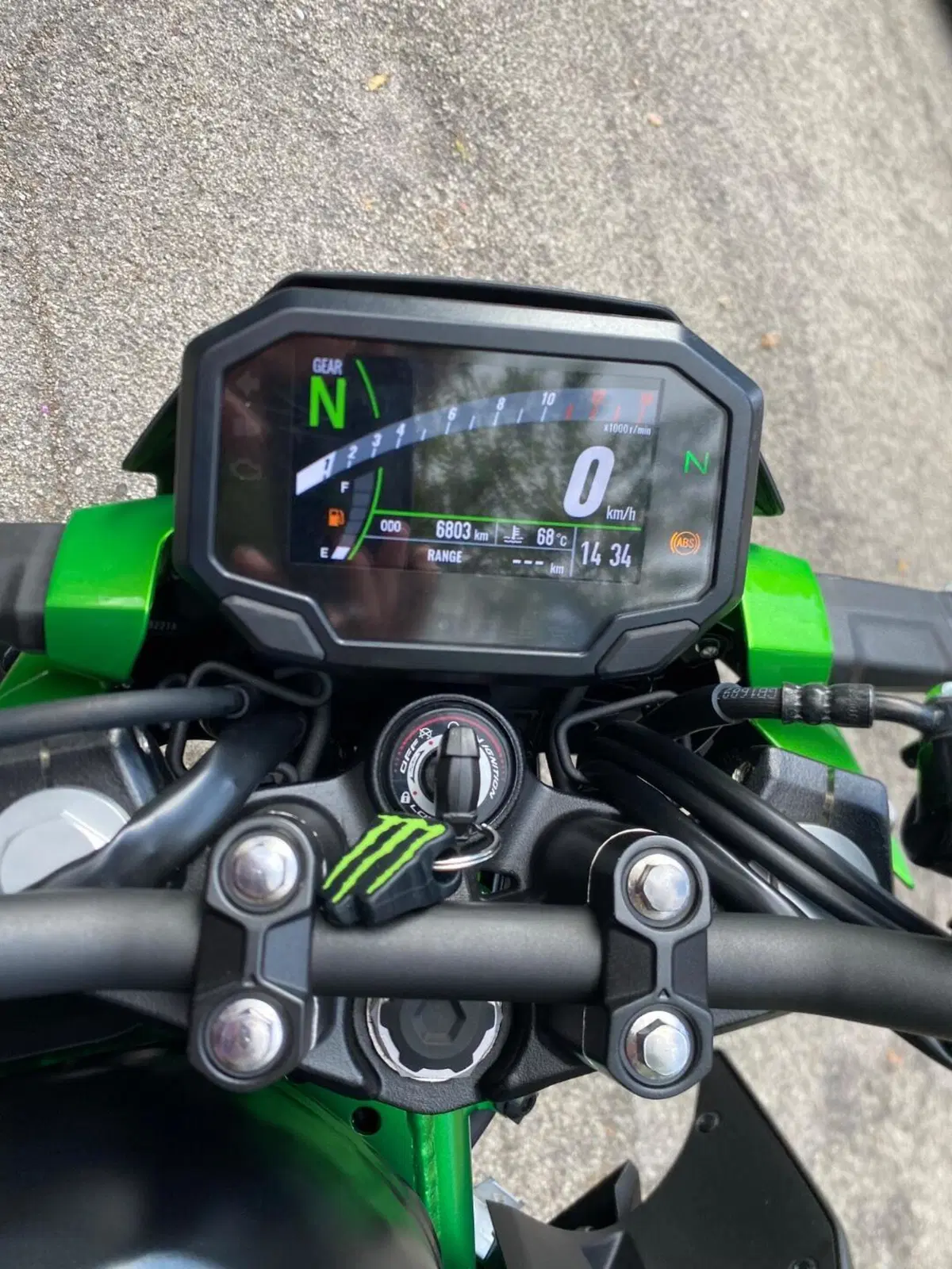 Kawasaki Z 500 SE (2024 - 26) (6)