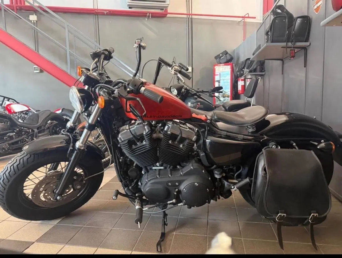 Harley-Davidson 1200 Custom (2007 - 13) - XL 1200C