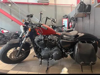 Harley-Davidson 1200 Custom (2007 - 13) - XL 1200C usata