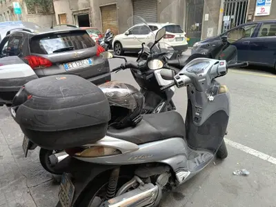 Honda SH 300 i (2006 - 10) usata