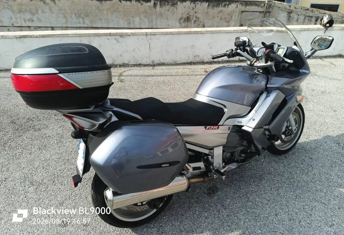 Yamaha FJR 1300 ABS (2005 - 06) (5)