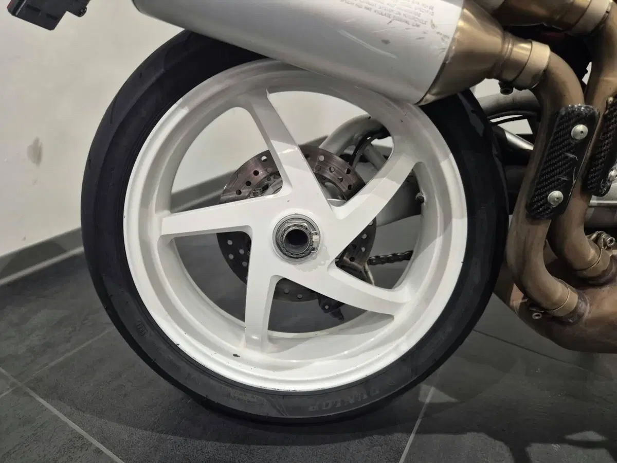 Ducati Monster S2R 1000 (12)