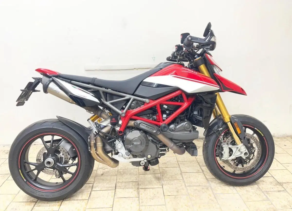 Ducati Hypermotard 950 SP (2019 - 20) (4)
