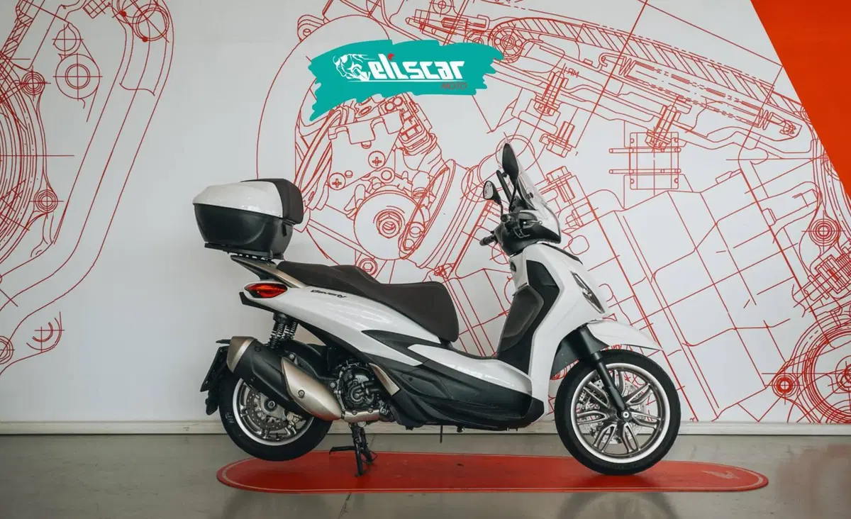 Piaggio Beverly 300 ABS-ASR (2021 - 25)