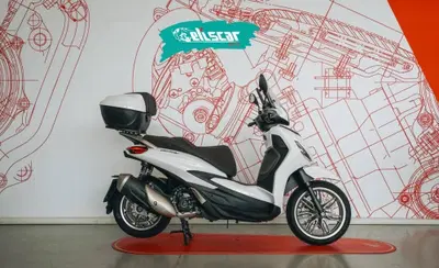 Piaggio Beverly 300 ABS-ASR (2021 - 25) usata