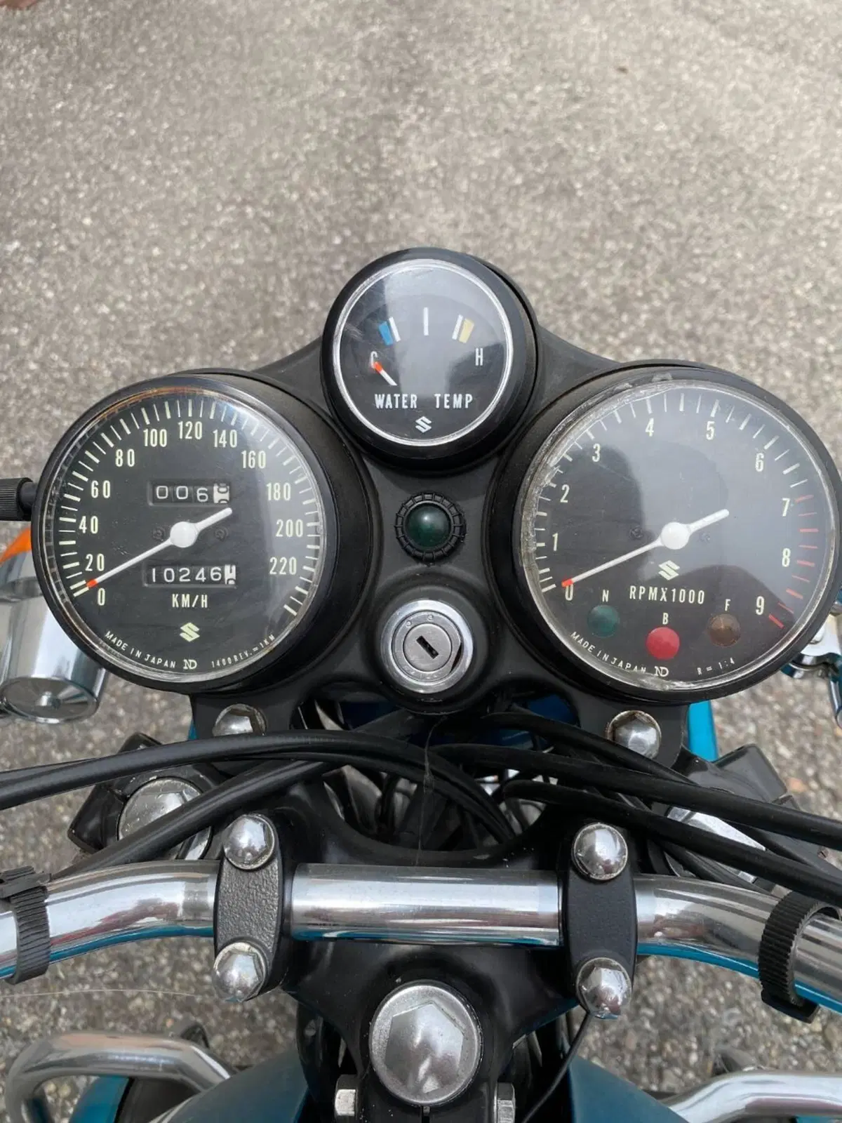 Suzuki GT 750 (5)