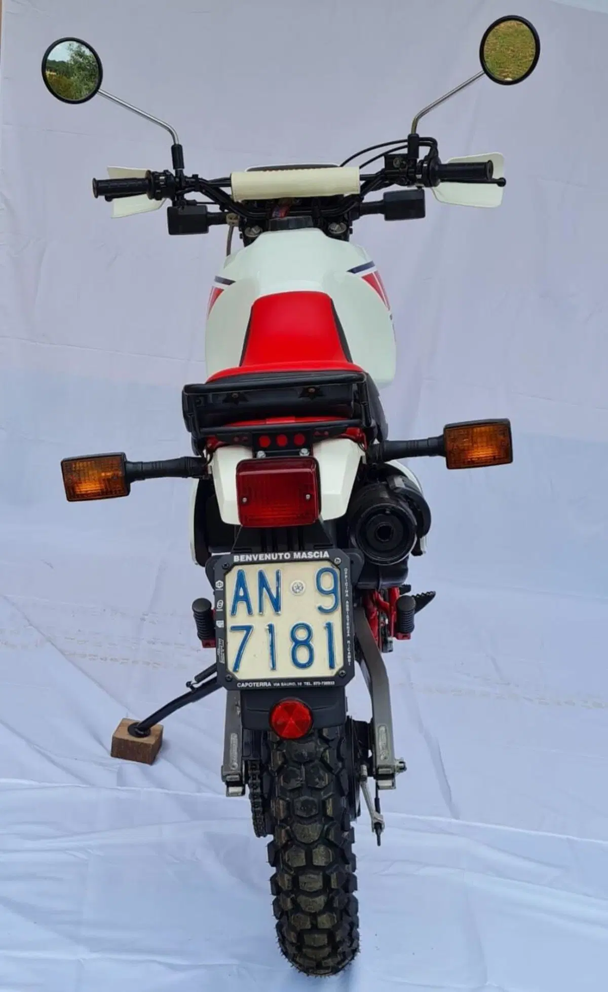 Yamaha XT60043F (3)