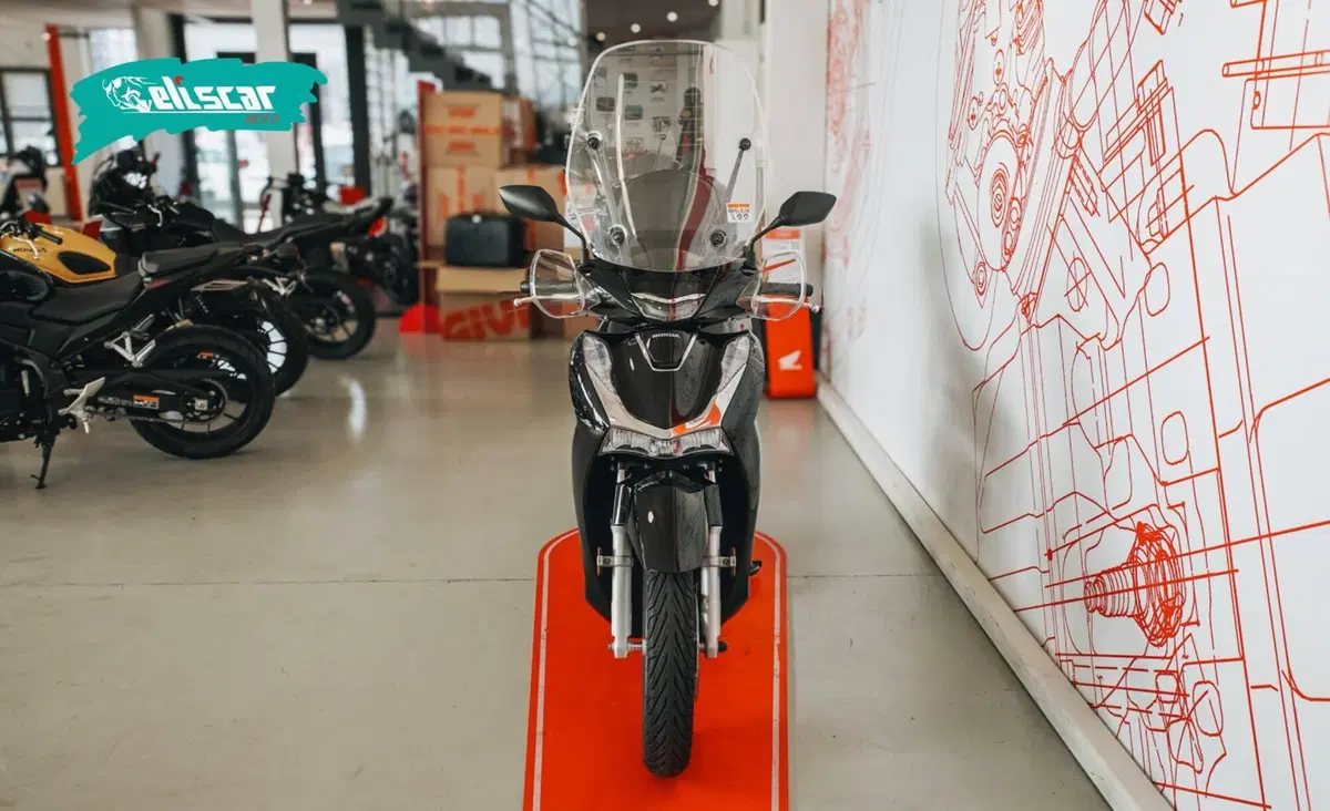 Honda SH 150i (2024 - 25) (3)