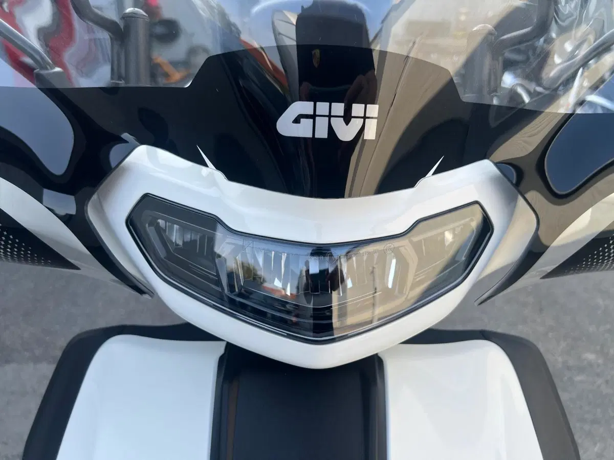 Piaggio Liberty 125 (2025 - 26) (6)
