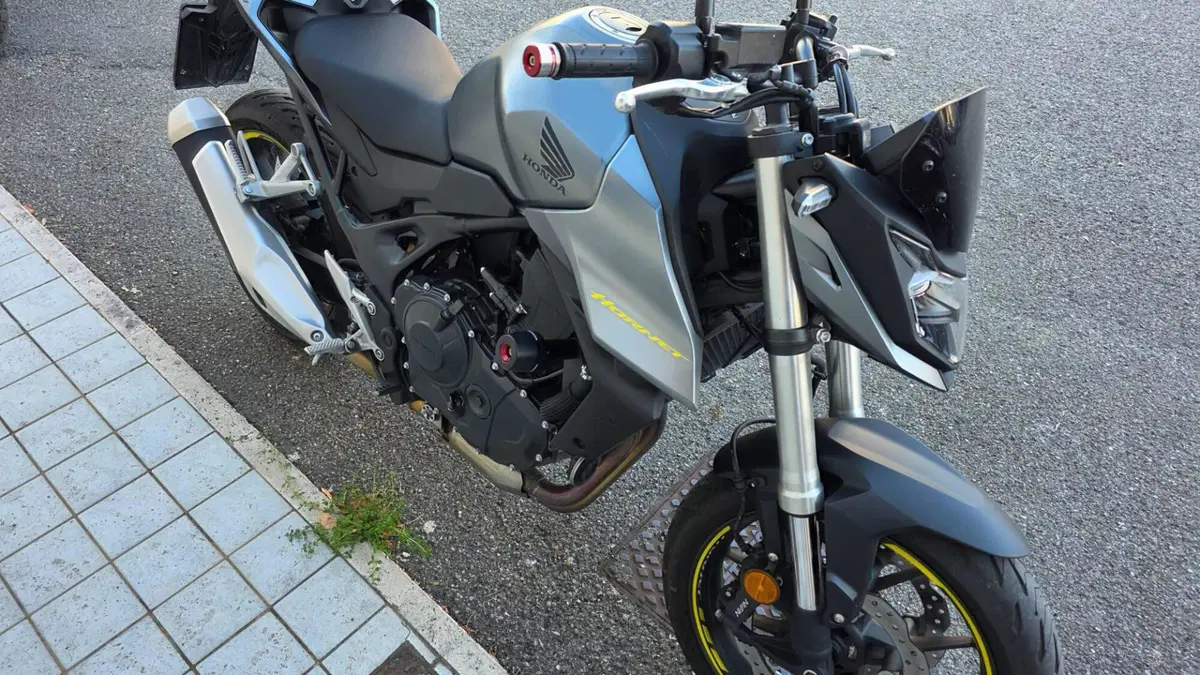 Honda CB 750 Hornet (2023 - 24) (4)