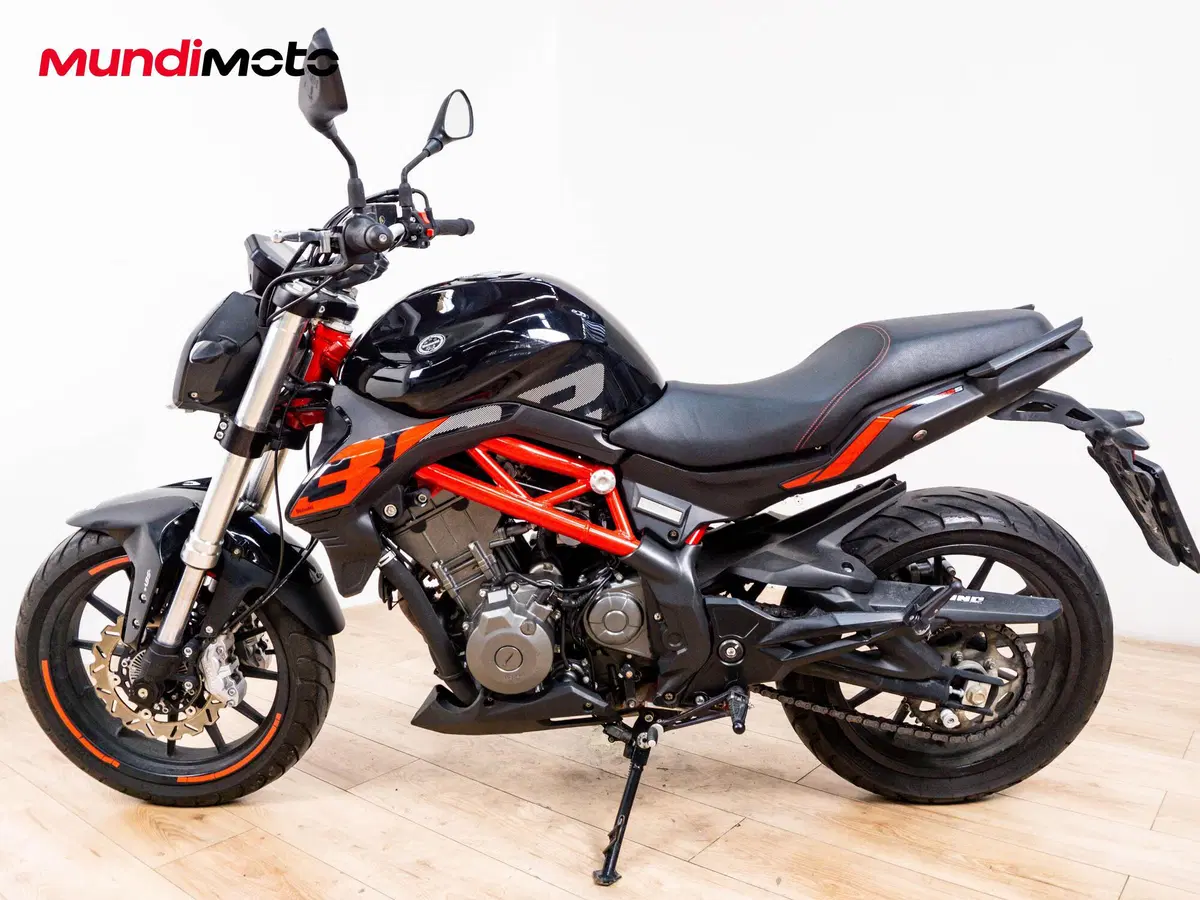Benelli BN 302 S (2019 - 20) (6)