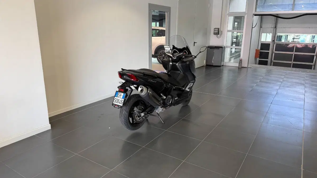 Yamaha T-Max 530 DX (2017 - 19) (5)